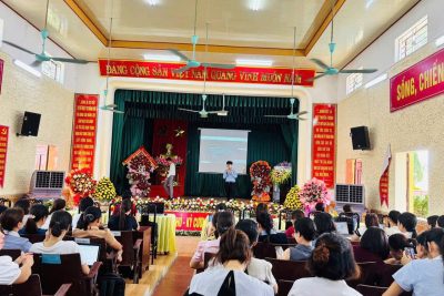 Thực hiện Kế hoạch “Tập huấn, bồi dưỡng nâng cao năng lực chuyên môn cho cán bộ quản lý, giáo viên mầm non Chuyển đổi số năm học 2025-2026”.