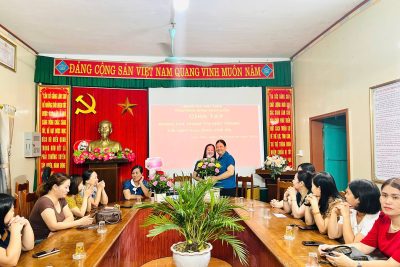 Chia tay đồng chí PHT Phạm Thị Như Trang về nghỉ hưu theo chế độ.